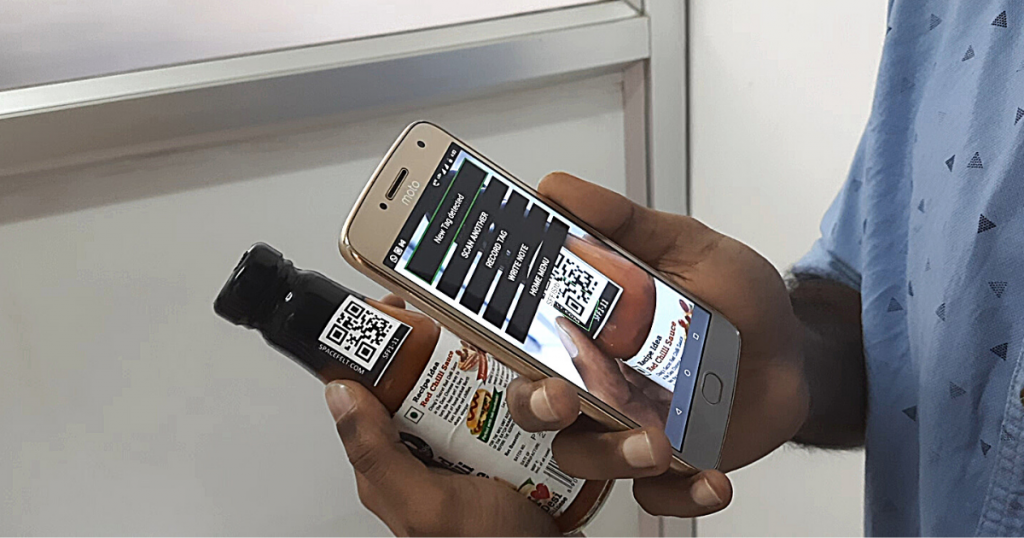 user scanning the tag with the app